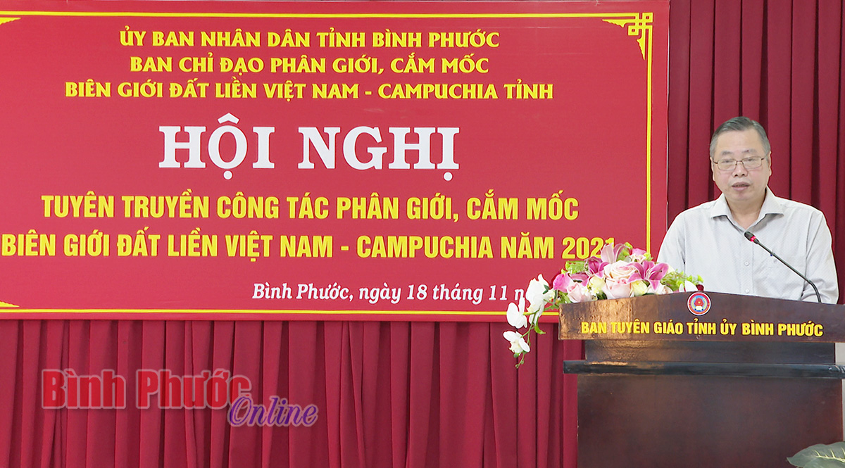 Phó chủ tịch UBND tỉnh, Trưởng ban chỉ đạo phân giới, cắm mốc biên giới đất liền Việt Nam - Campuchia tỉnh Bình Phước Huỳnh Anh Minh phát biểu khai mạc hội nghị