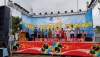 Ban Tổ chức trao 10 phần quà cho hộ nghèo địa bàn thị trấn Đức Phong